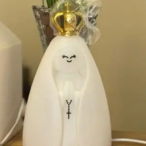 Luminária Nossa Senhora Aparecida: Fé e Luz para o Lar