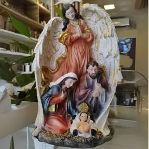 Imagem Anjo com Sagrada Família com Led | Decoração de Natal e Fé