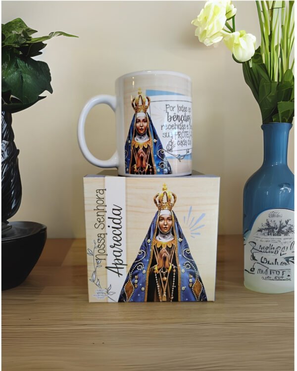 Caneca Nossa Senhora Aparecida Bênçãos e Proteção | Mãe de Deus Aju