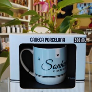 Caneca de Porcelana Sonha e Realiza 300ml | Brasfoot | Mãe de Deus Aju