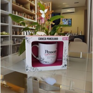 Caneca "Pessoas Especiais Deixam a Vida Mais Feliz" 300ml | Mãe de Deus Aju