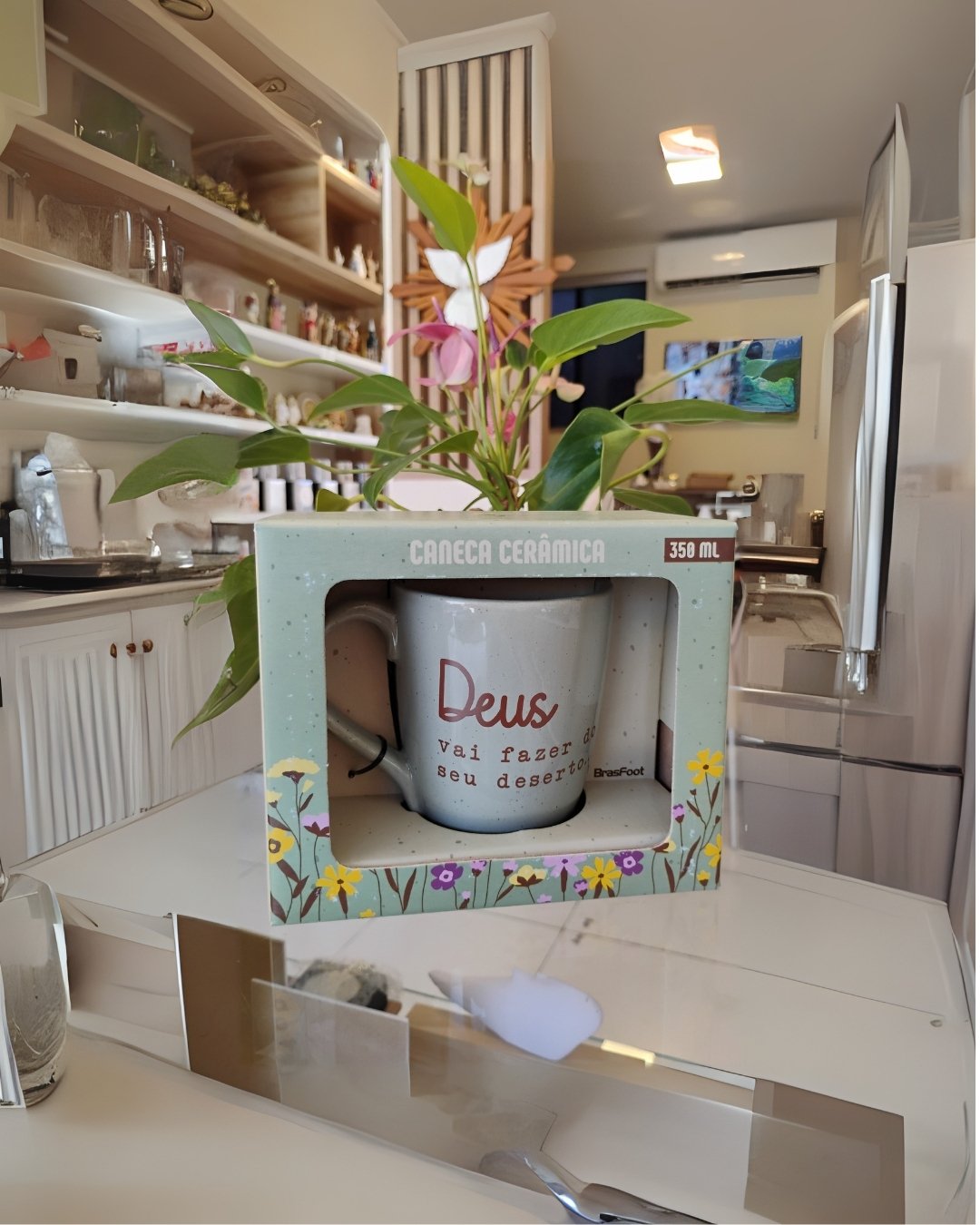 Caneca "Deus vai fazer do seu Deserto um Jardim" 350ml | Mãe de Deus Aju